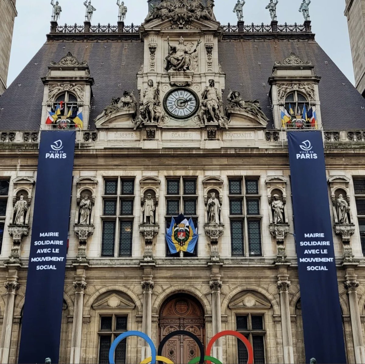 KARL OLIVE tweet media