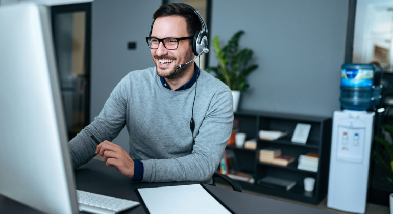 Mat_und_Hat_GbR's tweet photo. Unser neuer Blog zum Thema "Webentwicklung als großartige Investition für dein Unternehmen" ist online!

Schaut vorbei und lasst uns Feedback da!

https://t.co/WQ7oQu3764 https://t.co/nFFmyPwsKM