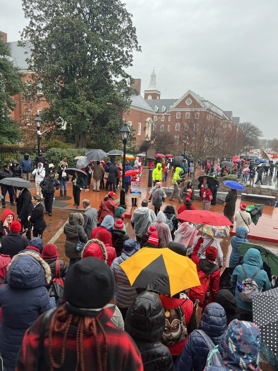 BuzzNicki's tweet photo. Majority of Marylanders want
✅Guns out of sensitive places
✅Stronger Child Access Prevention Laws
✅End gun industry immunity

#MDPolitics #MDGA23 #MomsAreEverywhere https://t.co/E3WJNQMAHY