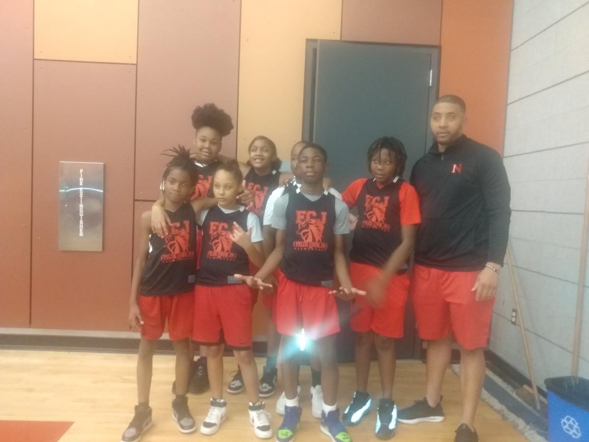 CookMagnet's tweet photo. Congratulations to our Stallion Basketball Team on their win last Saturday at Emancipation Park. Final score 27-6. Great hustle Stallions!! #MagnetSchools #hisdmagnet22 #fineartsmagnet #artstrong #kashmerecommunity #hisdsupe #TeamHISD #hisdeducators #hischoice #chandelart https://t.co/TnmT7Rjqzx