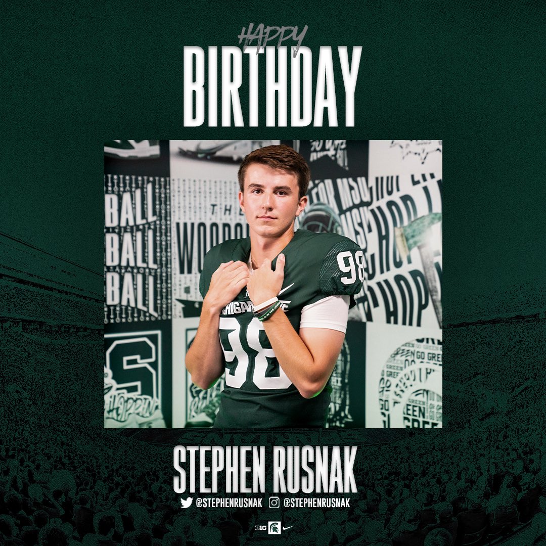 MSU_Football's tweet photo. Happy birthday @stephenrusnak 👊

#GoGreen https://t.co/l7p3QgAJUC