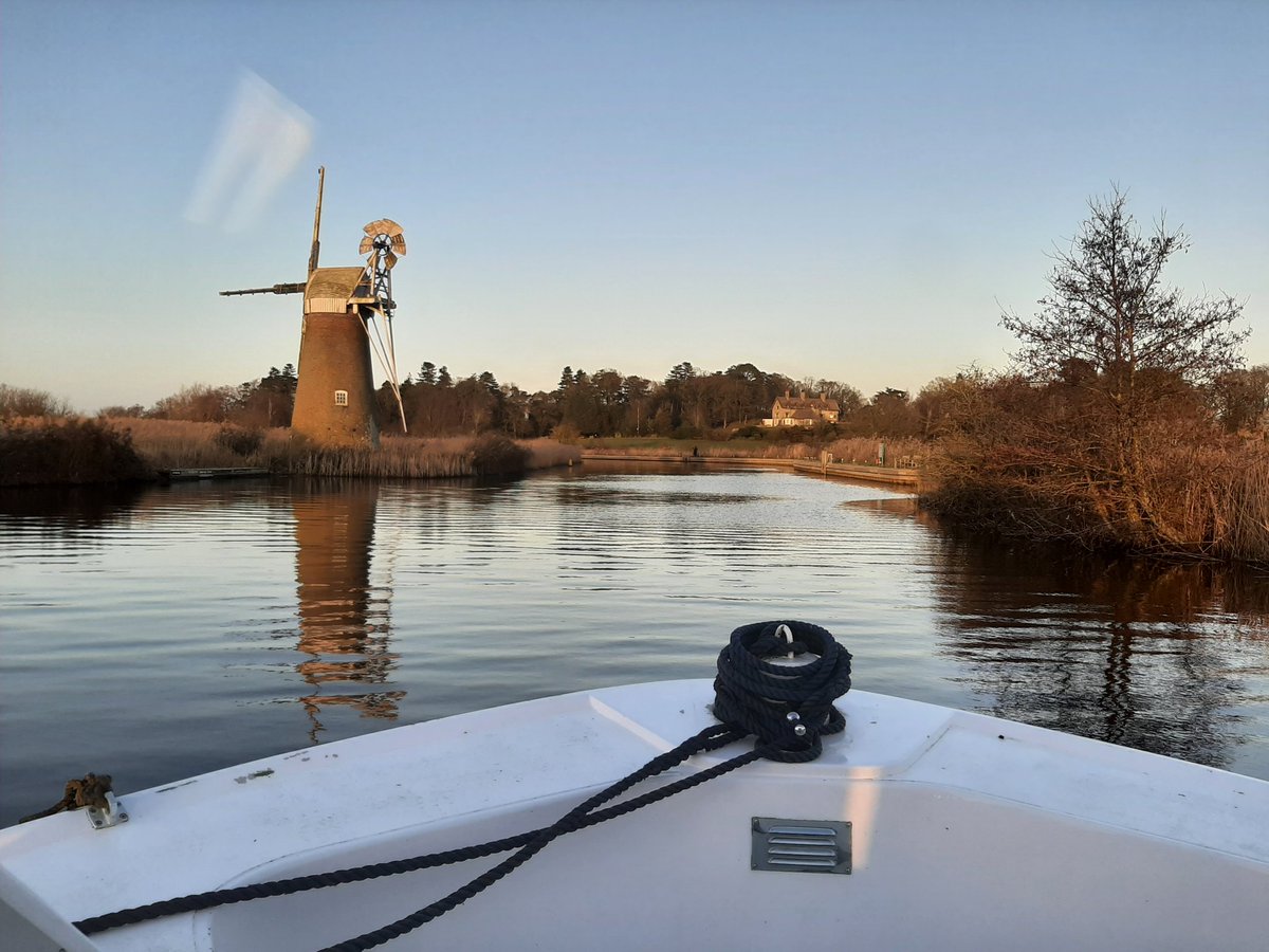 Late afternoon sun at How Hill as our cruiser Maureen Kenyon heads back to Neatishead.