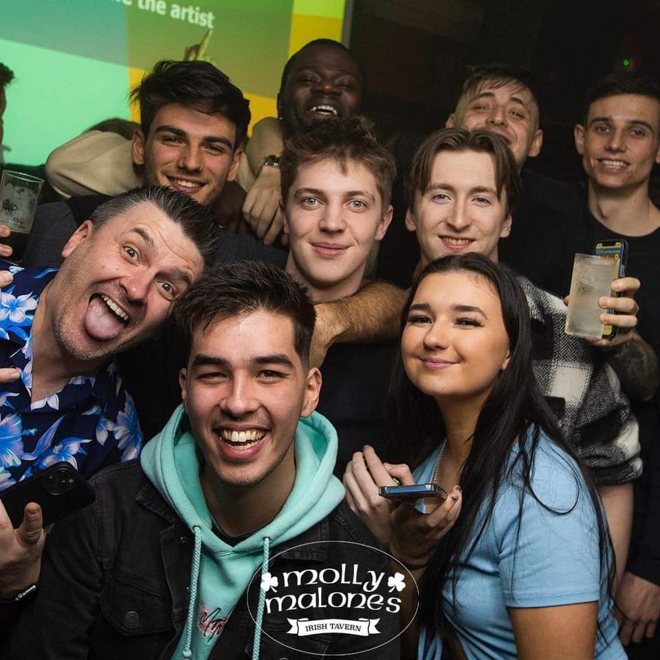 It's Tuesday, which means Molly's Big Fat Quiz is back again, with more great prizes! 🙌🏼 

The quiz starts at 9pm, so make sure you get down early to get yourself a seat!