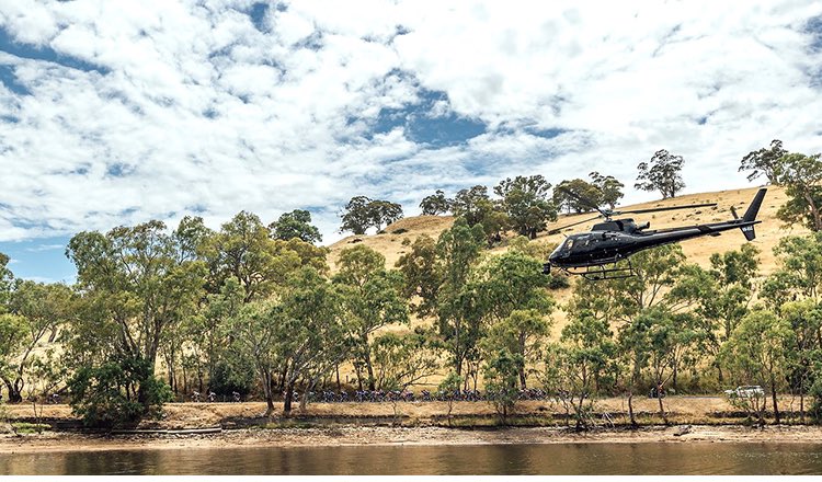 inbroadcast's tweet image. Flying Features Delivers The Santos Tour Down Under From The Sky With LiveU…
inbroadcast.com/news/flying-fe… @SkyNewsAust @LiveU_SAsia @LiveU_Events @LiveU #cycling #streaming @FlyingFeatures #live #workflow