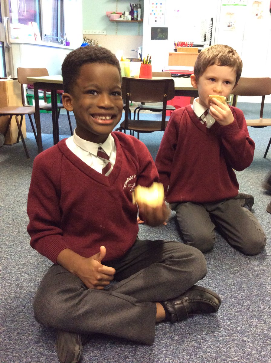 TyntesfieldCM's tweet photo. Eating the bread we made last week after reading ‘The Little Red Hen’. It was very nice! https://t.co/6RSYotUYoP