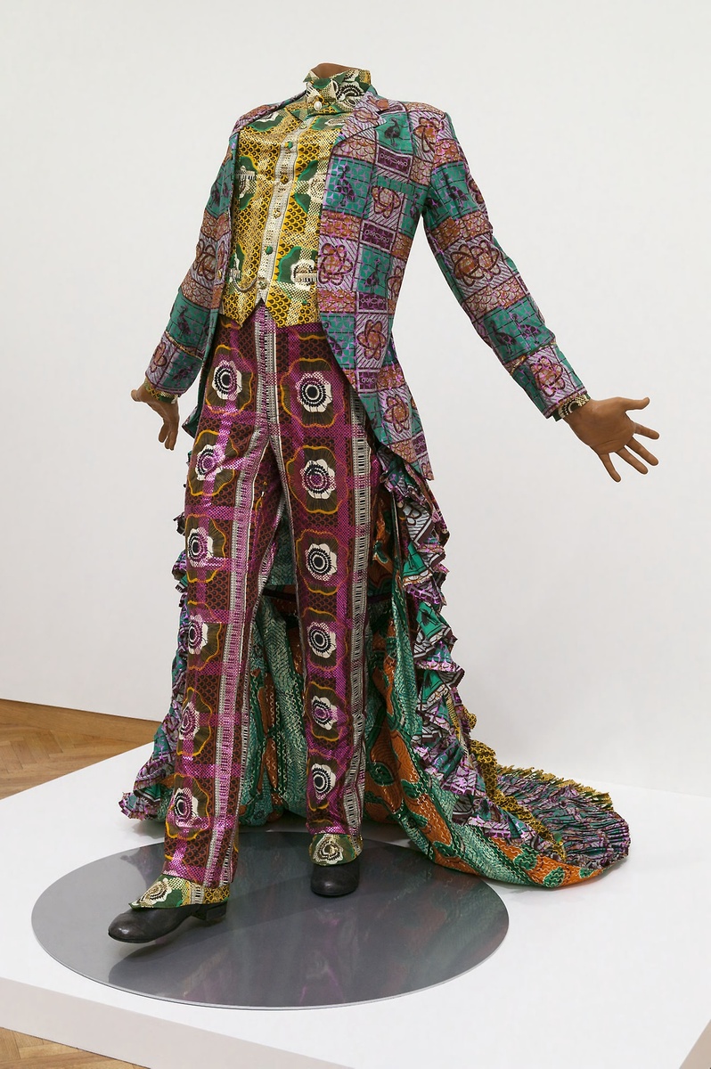 Yinka Shonibare, Big Boy, 2002 #artinstituteofchicago #yinkashonibare artic.edu/artworks/18421…