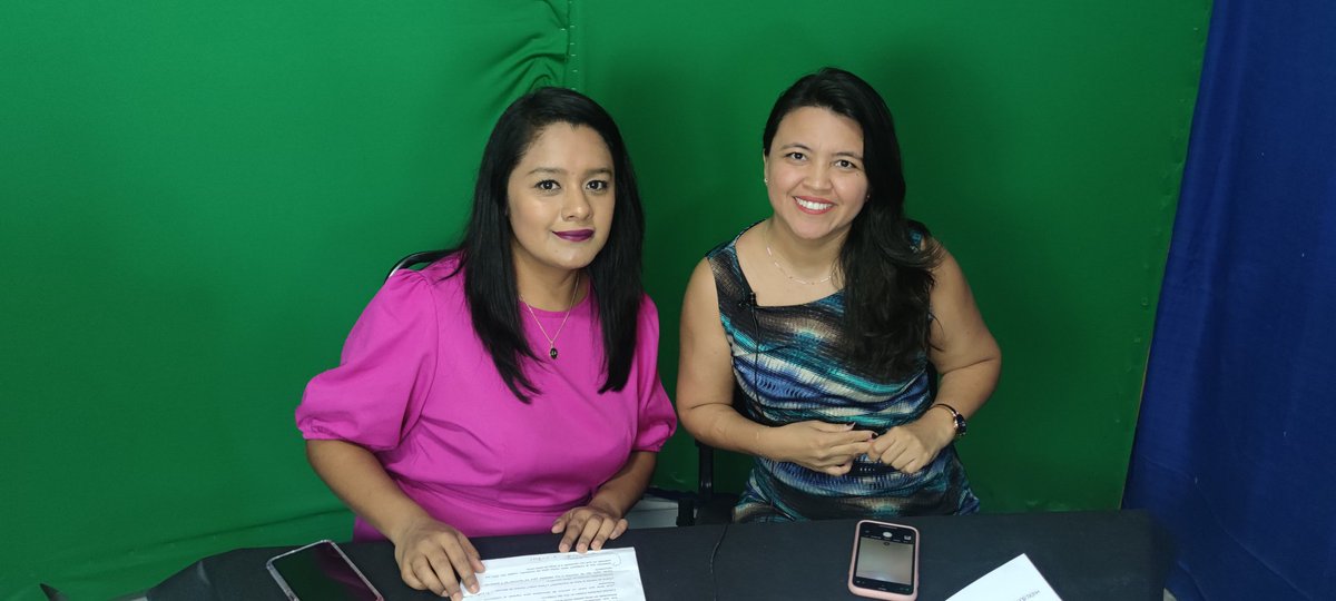 EducGuerrero's tweet photo. 🔴#EnVivo| Entrevista a la doctora Libertad Sánchez Carreto, directora académica del @Cobach_Gro, quien nos platica sobre el proceso de inscripciones 2023-2024. 

Síguela en ⬇️⬇️ https://t.co/Hrg37bDEdm https://t.co/QSUv78nRmI