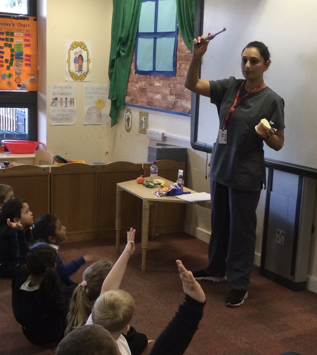 gfprimarycov's tweet image. Reception had a visit from Mrs Bains from Face Dental today. We learnt all about how to brush our teeth properly and what foods to avoid. Thank you very much Mrs Bains! 🦷🦷😁🪥🪥 #GFReception #brushtwiceaday #learninghowtokeephealthy