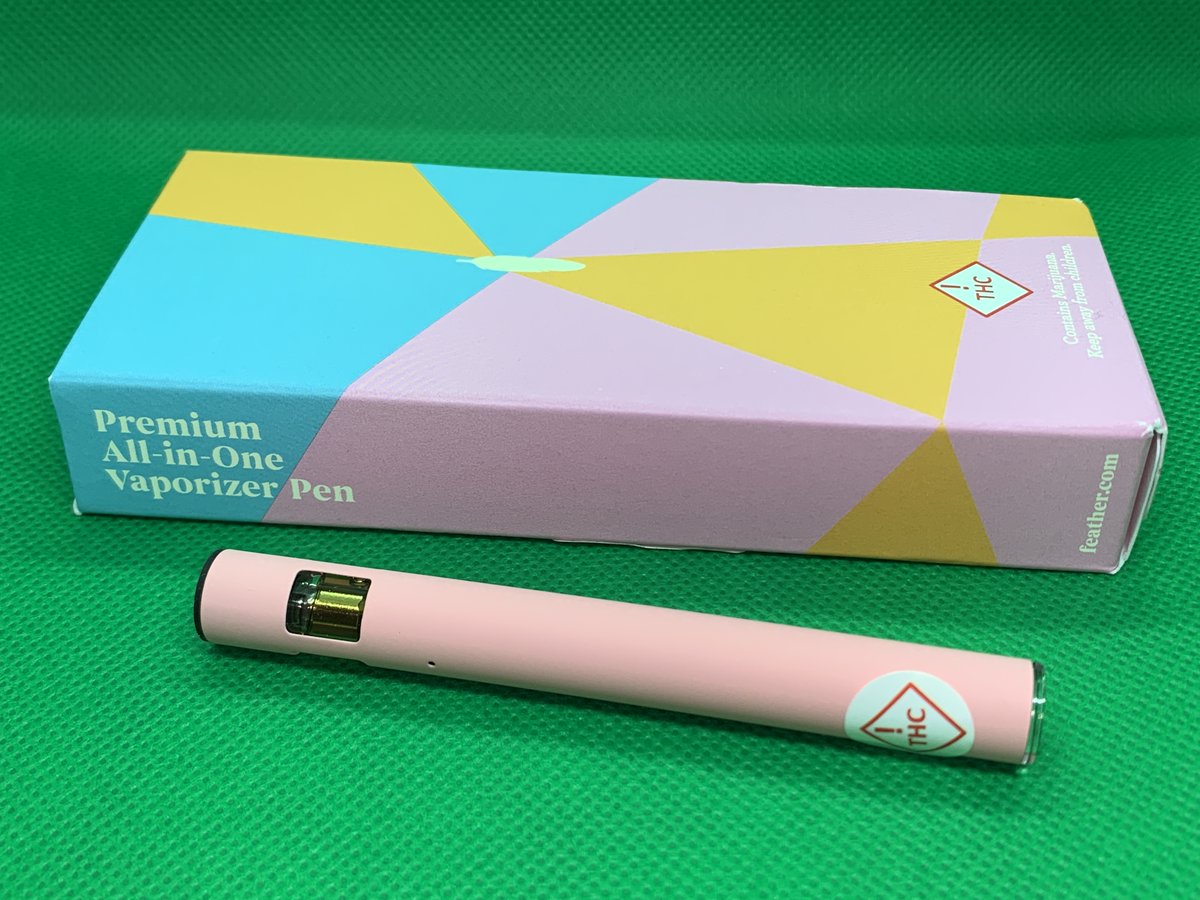 1Chance2GrowUp's tweet photo. Not all vape pens are the same. Many hide in plain sight or look like other gadgets, making it difficult for parents or educators to detect. Make no mistake– concealable products are a strategy for the marijuana industry. #weeklypotshot https://t.co/A2PnfWp3U6