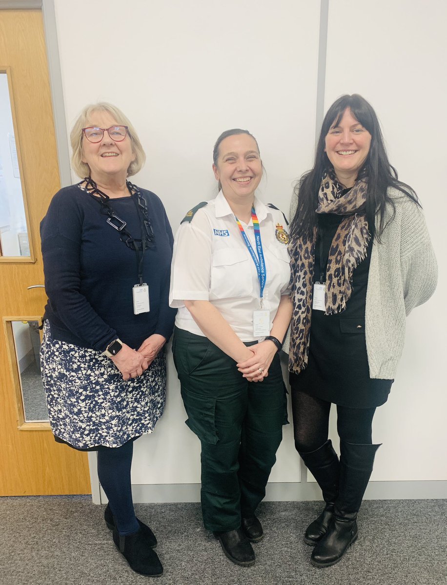 NaiClatsNurse's tweet image. Amazing day spent with Sarah, training manager @NEAmbulance helping us as we develop our e-telephone triage training modules @UKONSmember @UKAOSociety @philippajj #sharedlearning #telephonetriage #patientsafety #Newcastle #watchthisspace