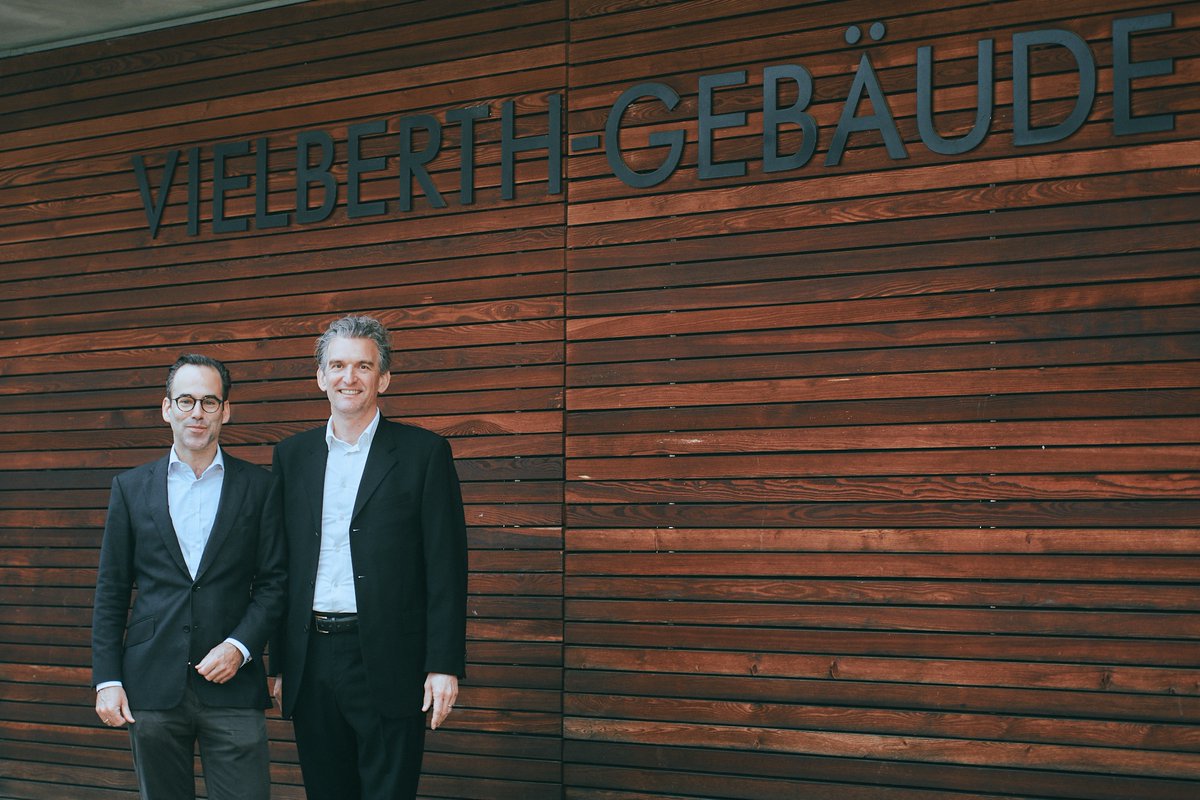 IREBS1's tweet image. PANDION AG seit Dezember 2022 neuer Kooperationspartner der IREBS

Das Unternehmen mit Sitz in Köln befasst sich mit der #Entwicklung, #Realisierung und dem #Vertrieb hochwertiger Wohn- und #Gewerbeobjekte. 

#pandionag #kooperationspartner #irebs #realestate