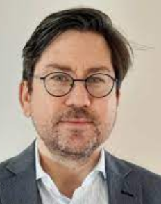 ProfRuthMason's tweet photo. Join @TsillyDagan and me for the next Oxford-Virginia Legal Dialog.  @GeorgWKofler (WU Vienna) will comment on Robert Schütze's (Durham) chapter: 

Limits to the Union’s ‘Internal Market’ Competence(s): Constitutional Comparisons.       Register: 
https://t.co/uAvctB0xbM https://t.co/Wv1OkFGuEH