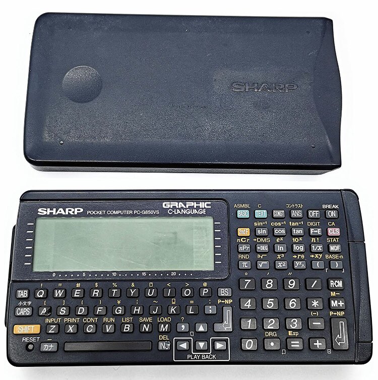 ポケコン】 ポケットコンピュータ、略してポケコン。工業高校出身者