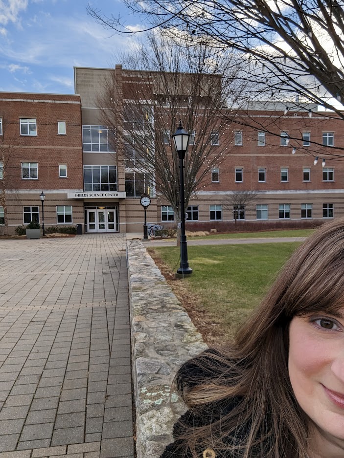 macphaidin_lib's tweet photo. DYK that reference librarians make house calls? Lindsay Boezi travels to the science building to provide library instruction to a biology class. Contact your subject librarian to schedule library instruction in your classroom.
#LibraryInstruction #LibraryClass #MacphaidinLibrary https://t.co/ROQXKkD1qN