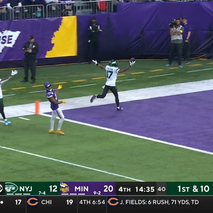 RT @adamrank: Garrett Wilson averaged 17.3 fantasy PPG without Zach Wilson. That would make him the QB9.
https://t.co/v8iiz8p1fV