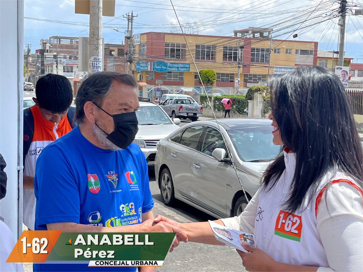 Siempre junto a la gente 🙋🏻‍♀️

Caminando, compartiendo mi propuesta, escuchando a la gente, este domingo 5 de febrero 🗓 con el respaldo de la gente, ratificaremos nuestro plan de trabajo en el Concejo Municipal. 

#Ambato con #ANABELL

#ANABELLPérez #Concejal 
#VotaTodo 1️⃣-6️⃣2️⃣🗳