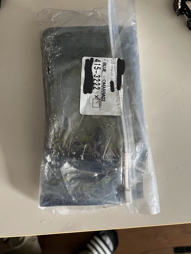 faux123's tweet photo. Worst packaging / shipping of harddrive ever @amazon.  A delicate server grade harddrive shipped in a clear ziplock bag with absolutely NO padding of ANY KIND.  The result speaks for itself. 1/2 https://t.co/vBS1leHDLn