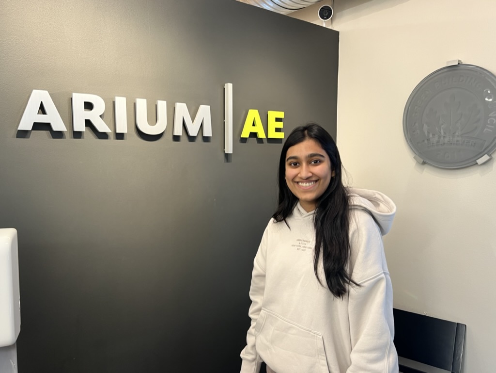 AriumAE's tweet image. #AriumAE welcomed #engineering intern Priya Nayak from @hcpss_mrhs to study with engineering principal Scott Walthour, PE. Through the Howard County Public School’s GT Intern/Mentor Program, students study off-campus with a professional mentor in a self-selected area of interest.