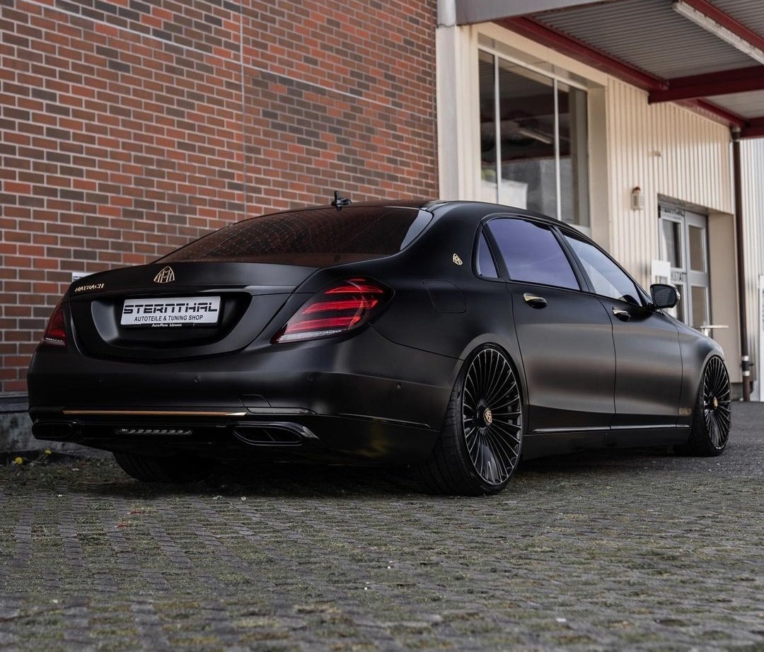 WorldWideCarsTM's tweet photo. Mafia Maybach 💀 https://t.co/YrPXhbxaxp