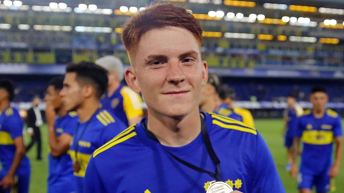 Losmasgrandesok's tweet photo. #BocaJuniors 

🎙️ @PampaAranda  en #Losmasgrandes: "Valentín Barco renovará con #Boca y seguirá en el club". https://t.co/lzUIsNT45K