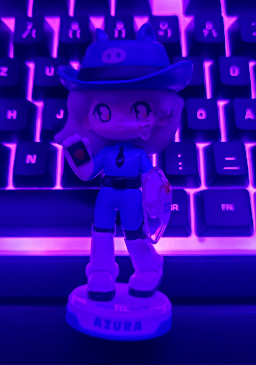 cozydemonnova's tweet photo. Got the blind box that I ordered in the mail today and it was a cute lil cop 🥺💜 She reminds me of https://t.co/ohOSunVGvF's police officer skin 🙏🏻

I ordered 3 more of these blind boxes so would anyone be interested in a Handcam Unboxing? 🥰 https://t.co/ECS80kEyZ6