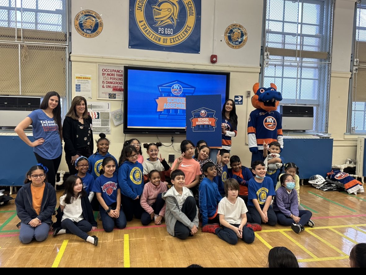 The third grade had a great morning learning about healthy lifestyles and team work with the New York Islanders!! <a href="/NYIslanders/">New York Islanders</a> <a href="/PS66JKO/">JKO Elementary</a>