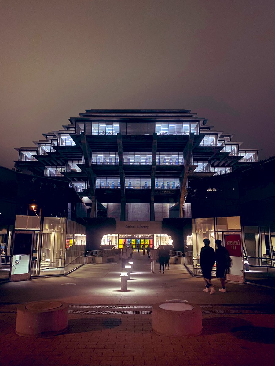 beertaescudero's tweet image. The main library building of the University of California, San Diego #GeiselLibrary