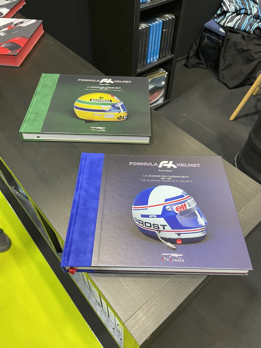 erikbielderman's tweet photo. Vu en avant première à @RetromobileFR de superbes ouvrages « cousus main » pour les passionnés de @f1. Livres en séries limitées et numérotées. Éditions #RedRunner https://t.co/U4UoJL6Xif