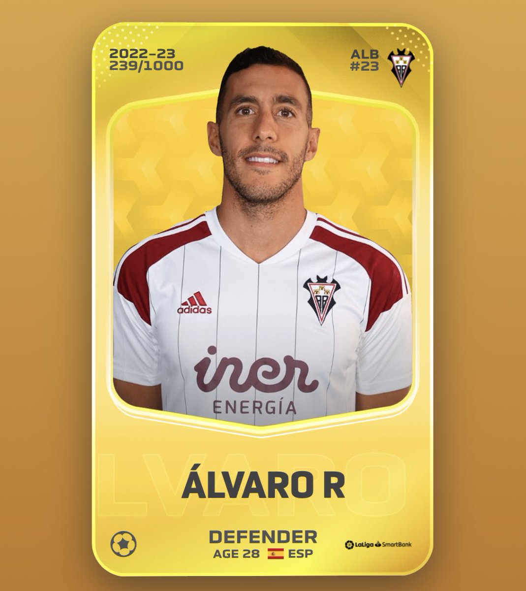 I‘ll send my 2 Sorare rewards of this week to 1 of you! Both are starters 🎁

1️⃣ Like + Retweet
2️⃣ Comment your Sorare name

I will announce the winner tomorrow at 6PM. You have 24 hours. Good luck everyone &amp; make sure to follow me for regular giveaways like this 🫶