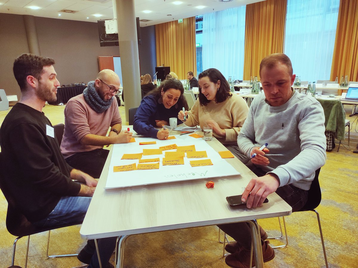 Efusnews's tweet image. We start the week full of energies after the #icommit workshop w/@VPNderadINT
@modus_zad &amp;amp; Uni Bucharest #UniBuc in #Berlin.
It gathered 8 multi-agency city teams from 7 European countries to discuss #prevention &amp;amp; countering violent extremism – here the @stadmechelen city team