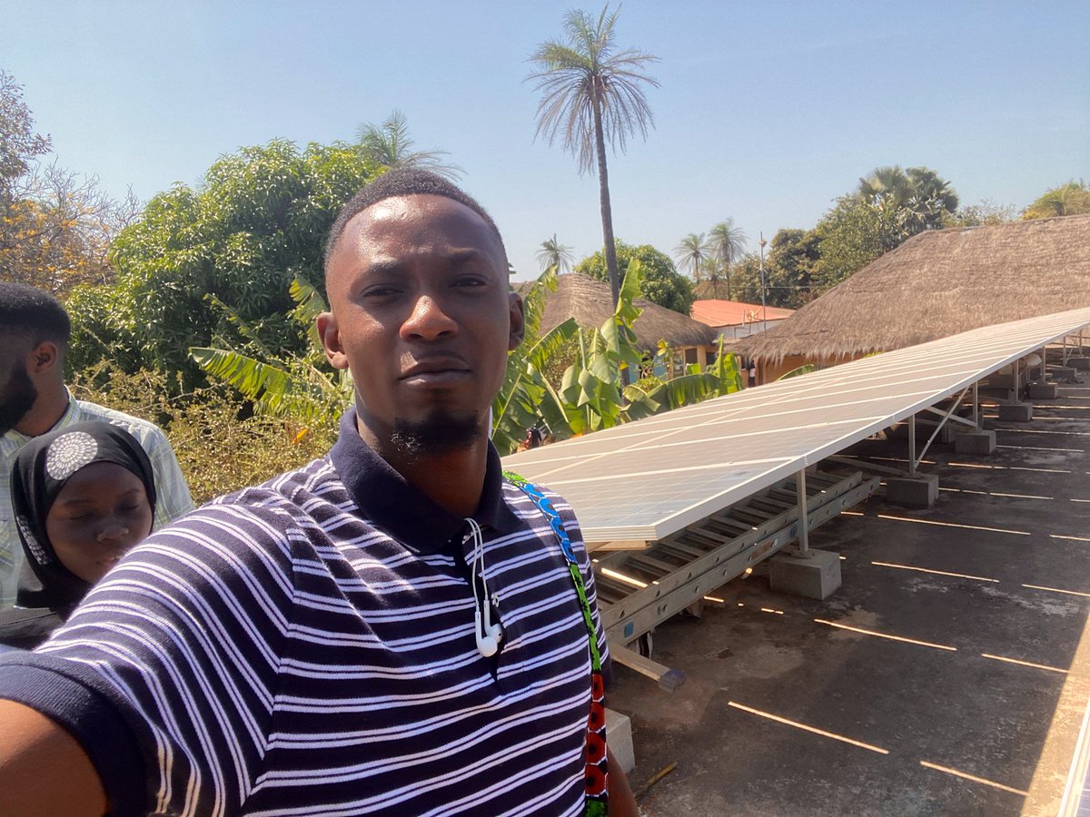 Earlier today, I joined Wasteaid Gambia and Fandema's ( Mbolo Association) eloquent training on circular economy (zero waste) to propel the agenda of civic consciousness towards waste management. 

Thank you Becky and Aunty Sylvia for the opportunity 🫶🏾🇬🇲.