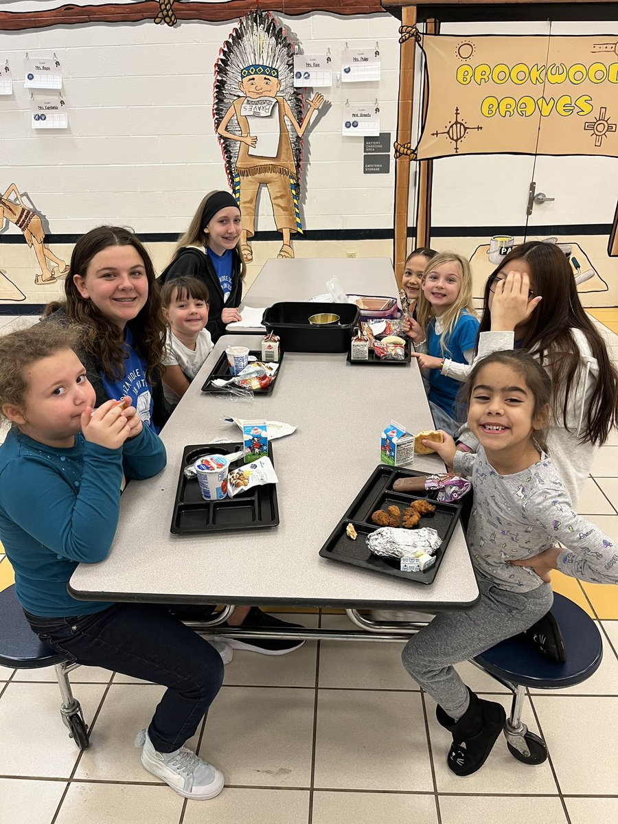 Plaza Day of Service is SUPER!!! Look at all of those smiles here at <a href="/BrookwoodElemen/">Brookwood Elementary</a>☺️ I am so proud of these caring students! <a href="/plazamiddle/">Plaza Middle</a> <a href="/vbschools/">VBSchools</a> #IBUnited