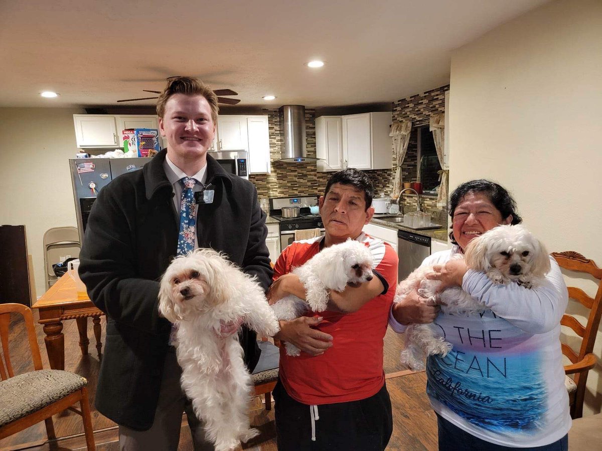 TannerJolley2's tweet photo. SLC West Spanish speaking mission has been life changing for Elder Jolley! Incredible people and experiences. We will pick him up May 30th and keep driving straight to Logan for summer workouts! #120daystogo #goaggies https://t.co/x1sPO0gn5H