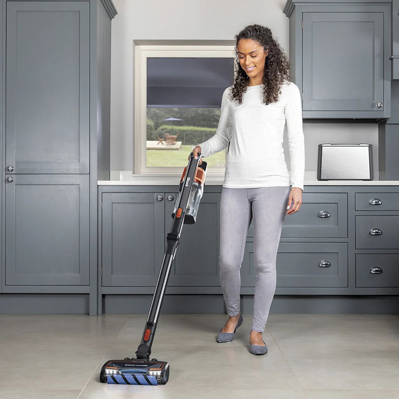 GilesElectrical's tweet photo. Making everyday cleaning easier, with Shark ✔️

The IZ300UK is a lightweight and flexible cordless vacuum ready to tackle any mess.

• Up to 60 mins run time
• DuoClean + PowerFins
• Anti Hair Wrap technology

https://t.co/dlpoi7N3OY

#sharkclean #vacuumcleaner #cleaninghacks https://t.co/TYwReTt7fQ