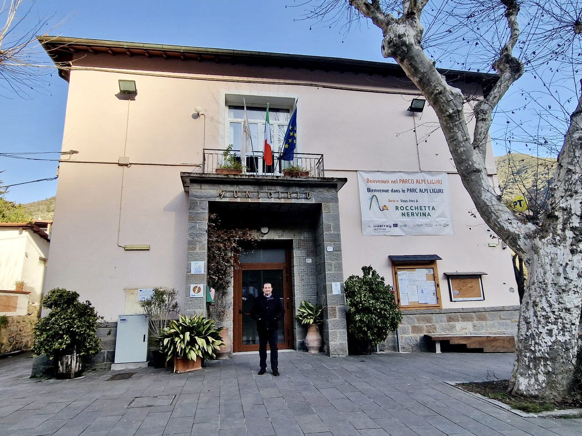 AnciLiguria's tweet photo. 📌Si avvia a conclusione la giornata on the road del direttore @PierluigiVinai e dello staff tecnico di Anci Liguria nella nuova #areainterna #Imperiese
▶️ https://t.co/o0DhPGK2hu https://t.co/18iLv3zkTf
