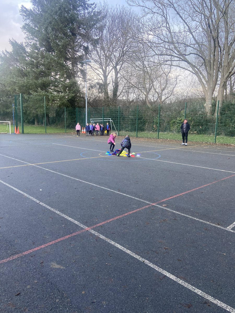 YsgolBroGwydir's tweet photo. Diolch Urdd Gobaith Cymru am y sesiynau corfforol heddiw! 🎉🏴󠁧󠁢󠁷󠁬󠁳󠁿@Urdd @UrddConwy https://t.co/UELefg0paL
