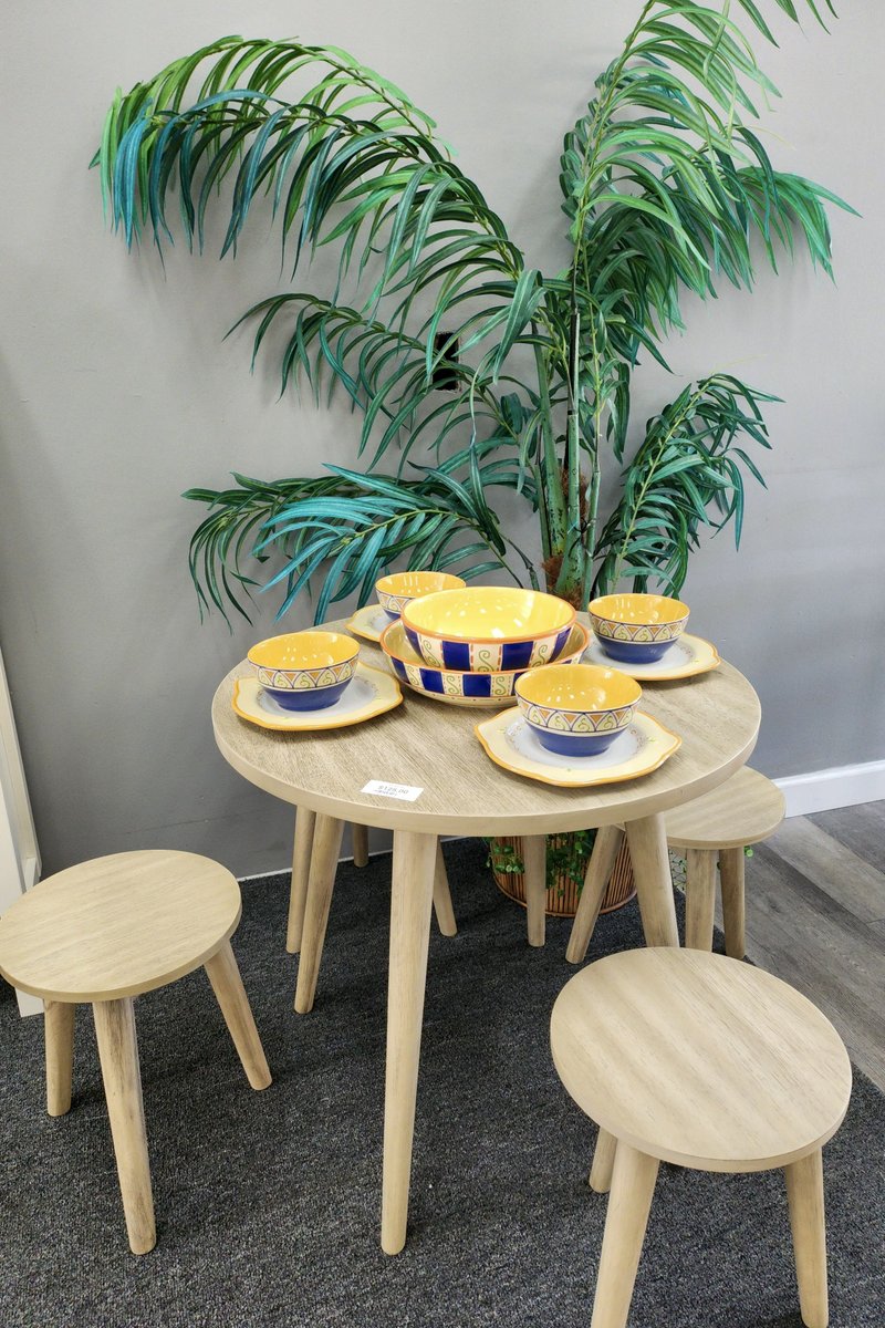 bloomagainMM's tweet image. From kitchen items to furniture, we can help you find everything you need ❤️

#BloomAgain #BloomAgainThriftStore #FindTreasures #CreateHope