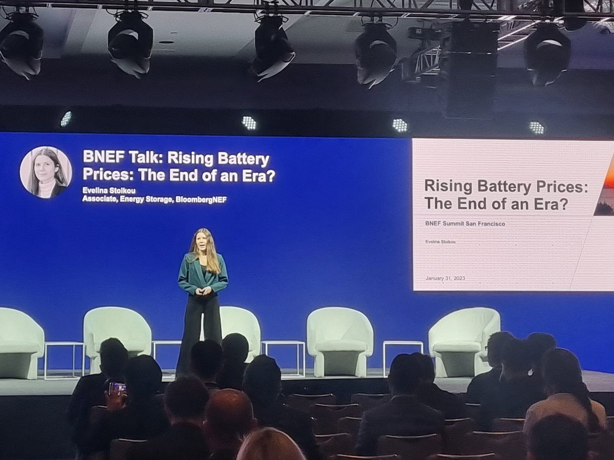 Great talk by @EvelinaStoikou today on the first price rise of battery ever recorded by @BloombergNEF!

#Batteries #BattChat #BNEFSummit