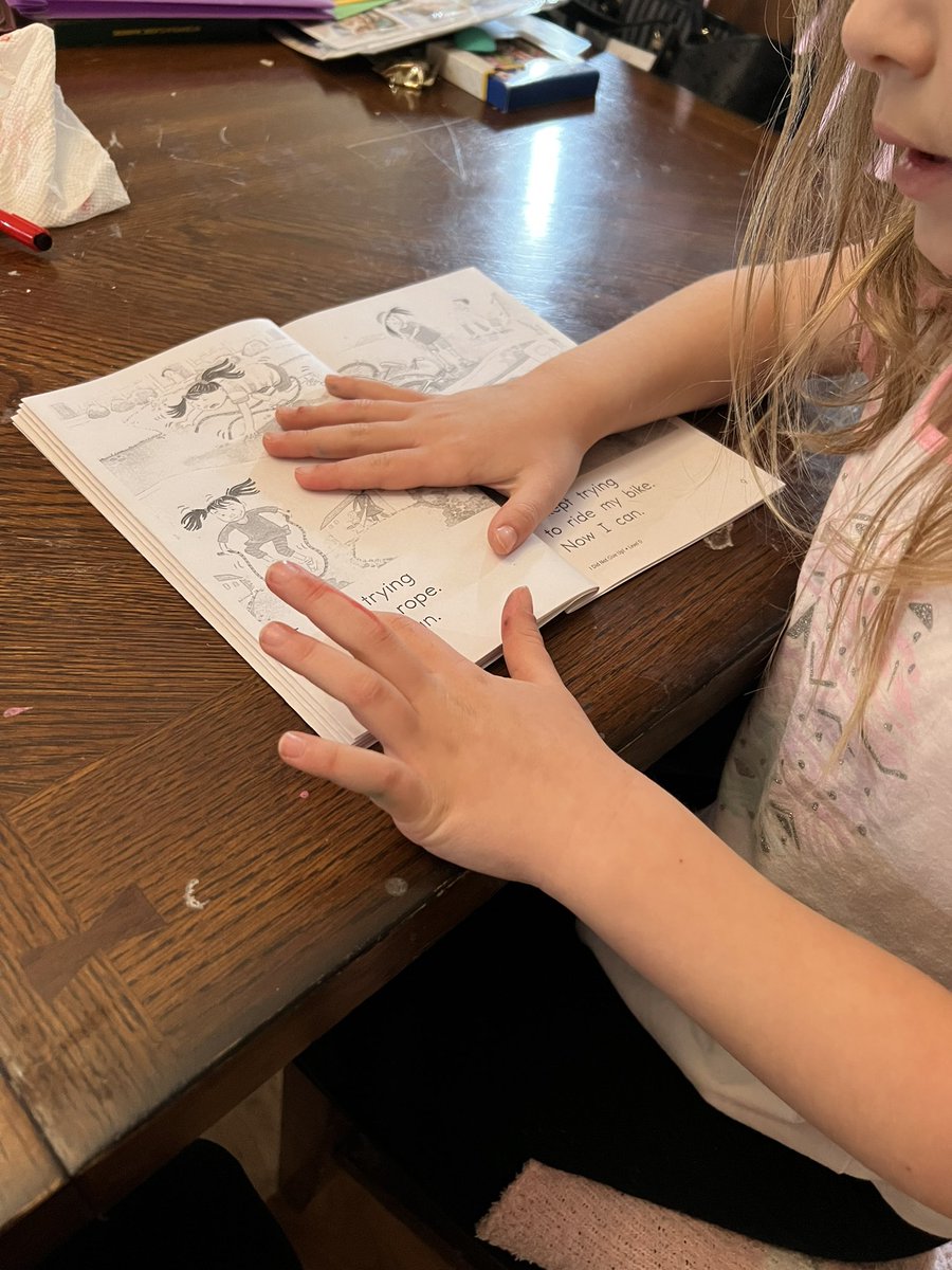 amanda_fraser9's tweet photo. Even if school was cancelled she still had to practice her reading. @Kealani_Brooks @NISDMichael #bethelight #sightwordpractice https://t.co/sWiKAqlN56