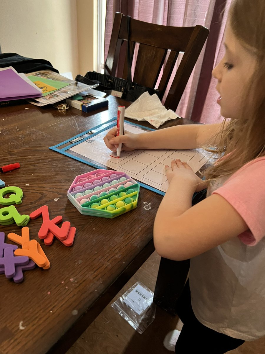 amanda_fraser9's tweet photo. Even if school was cancelled she still had to practice her reading. @Kealani_Brooks @NISDMichael #bethelight #sightwordpractice https://t.co/sWiKAqlN56