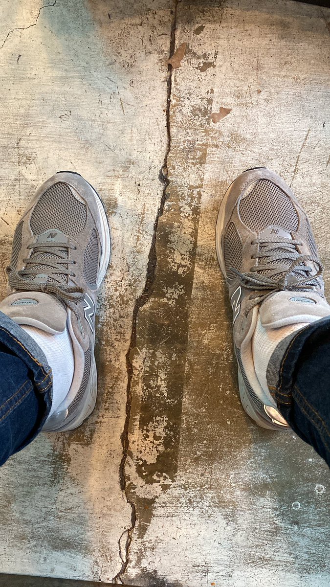 Whos_Boudreaux's tweet photo. My new dailyโs. #newbalance #comfyboy https://t.co/Rmw3vk1IV4