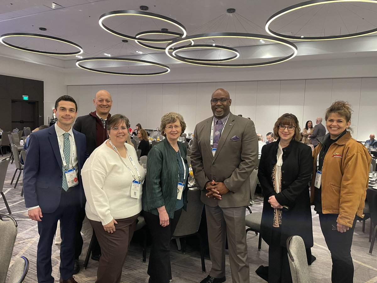 DrGbates's tweet image. A special thanks to @ESCRegion20 for hosting our midwinter breakfast. @tasanet @FSHISD @WeGoPublic #TASAMidWinter2023