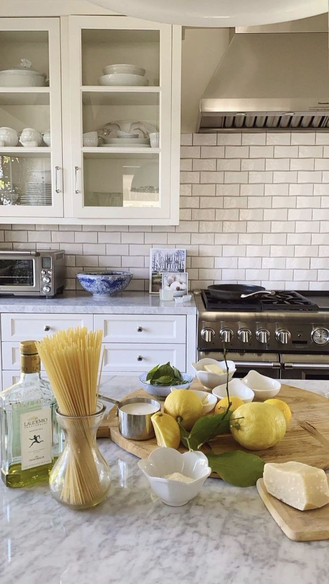 𝑆𝑎𝑠𝑠𝑦 on Twitter: "ghost everyone and focus 🌟"