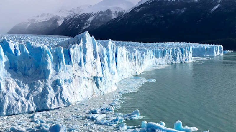 A reversal of epic proportions! 
Find out what has happened in Patagonia as scientists track glacial retreat. 
Space4Water > bit.ly/3Y9p09n
#AirbusPerlanMission II