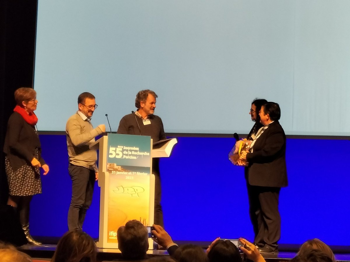 Gondret Florence (@florencegondret) on Twitter photo Dernières journées de la recherche porcine pour Jean-Yves Dourmad, après 40 ans de présentations, discussions et participation à cet événement incontournable de la recherche 🐷. Merci Jean-Yves !
<a href="/INRAE_DPT_PHASE/">INRAE PHASE</a> Dernières journées de la recherche porcine pour Jean-Yves Dourmad, après 40 ans de présentations, discussions et participation à cet événement incontournable de la recherche 🐷. Merci Jean-Yves !
<a href="/INRAE_DPT_PHASE/">INRAE PHASE</a>