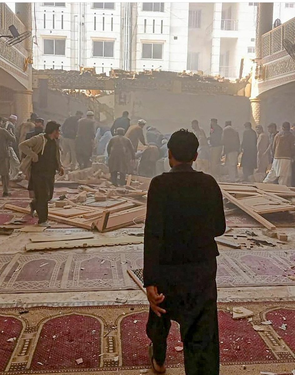 Huge explosion took place inside a Shia mosque in Peshawar, Pakistan today. At least 93 innocent lives were killed with more than 230 injured in the terrorist attack.

We send our condolences to the families and friends of the innocent lives lost.

#shiagenocide #shialivesmatter