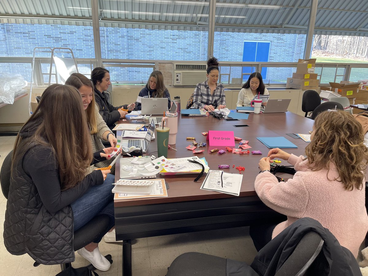 Mahwah K-5 Instructional Coaches tweet media