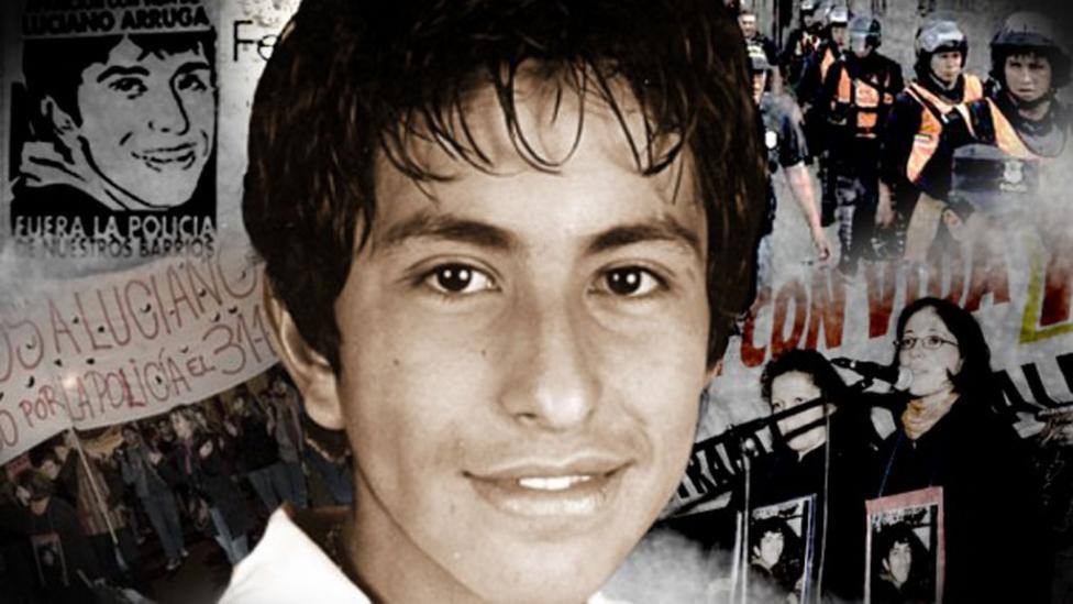 "Quiero que recuerden a mi hermano como un negro, villero, argentino, que se negó a robar para la policía" (Vanesa, hermana de Luciano Arruga)

14 años sin Luciano