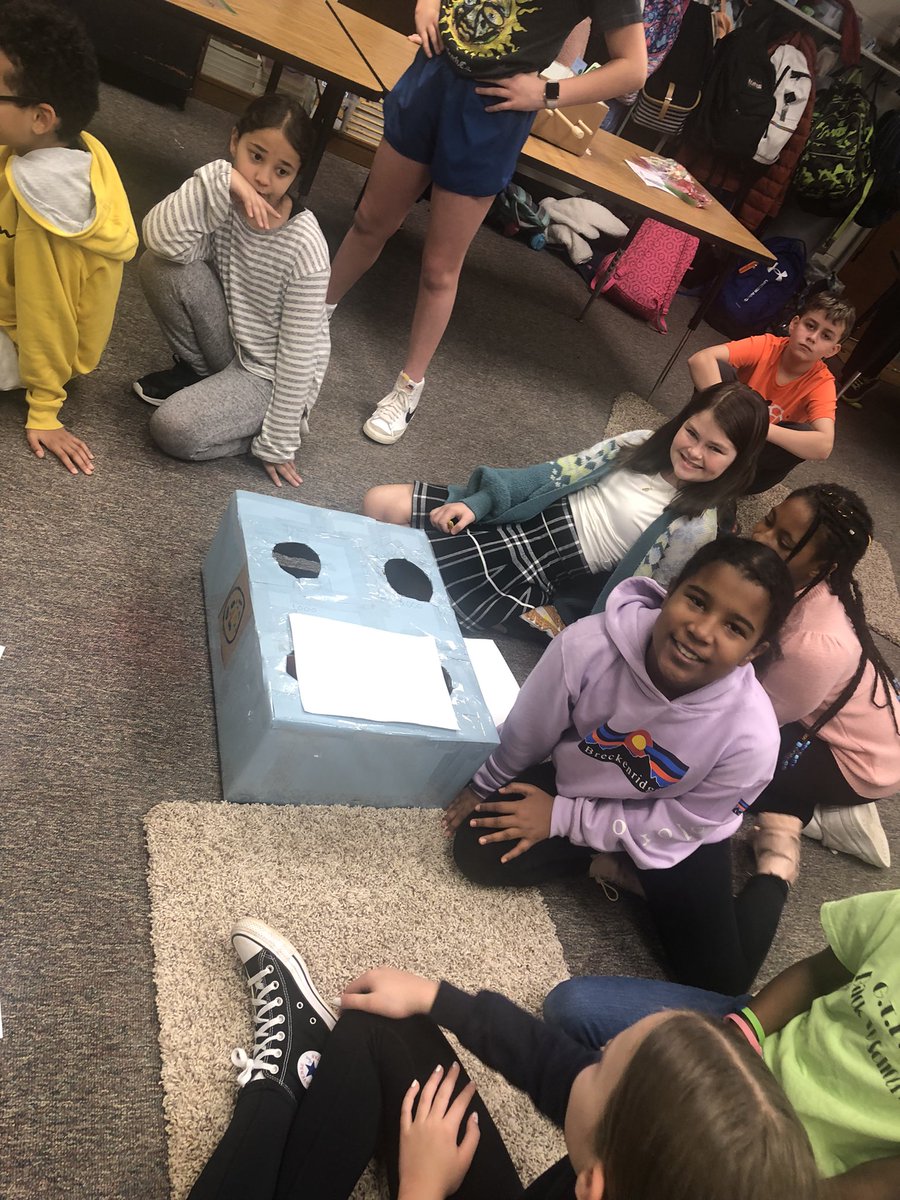 noura_soued's tweet photo. Itโs Science Arcade Day in this class! Awesome games and review questions are the deal @StillElem @STEMTania @AGlover4EDU @cobbscience https://t.co/aDBE2LOKXz