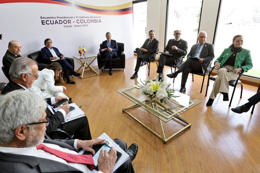 httpspbstwimgcommediaFn0cEc5XoAM7-Thformatjpgnamemedium